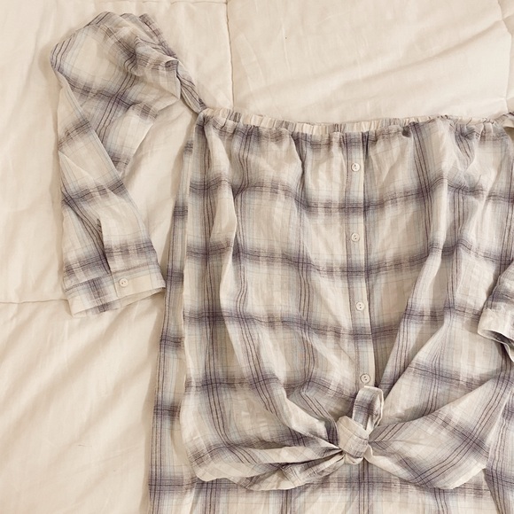 Ellison Off-The-Shoulder Plaid Top - Picture 2 of 3